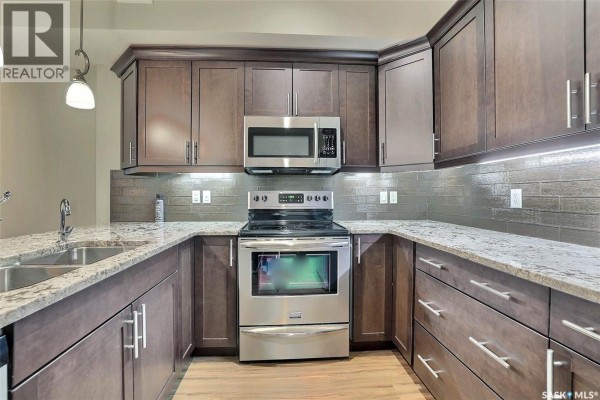 3pc Ensuite bath - 204 3702 Haughton Road E, Regina, SK S4V3K1 Photo 5