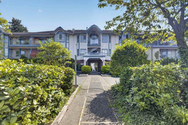204 5646 200 Street, Langley, BC V3A1M8 Photo 4