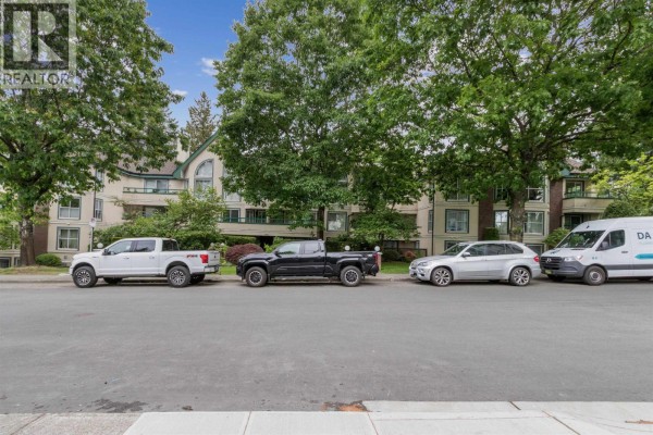 204 5656 Halley Avenue, Burnaby, BC, photo 2