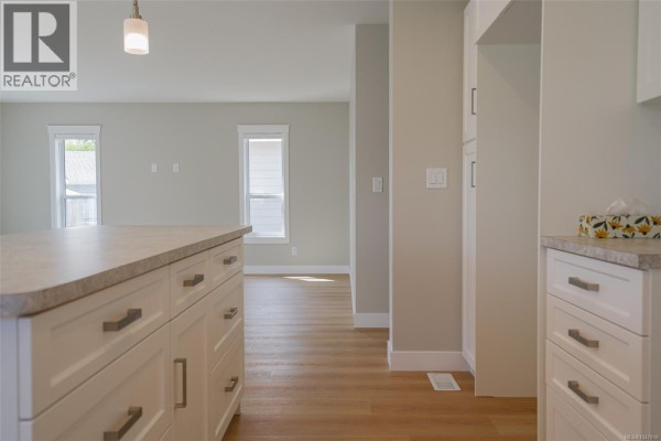 Kitchen - 204 5700 Pierce Rd, Port Alberni, BC V9Y0A3 Photo 4