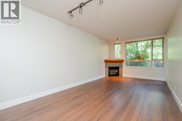 204 580 Raven Woods Drive, North Vancouver, BC V7G2T2 Photo 4