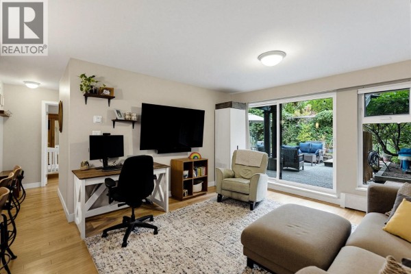 204 7377 Salisbury Avenue, Burnaby, BC V5E4B2 Photo 4