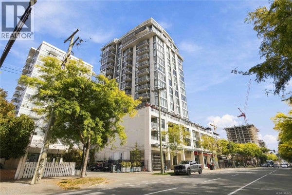 204 960 Yates St, Victoria