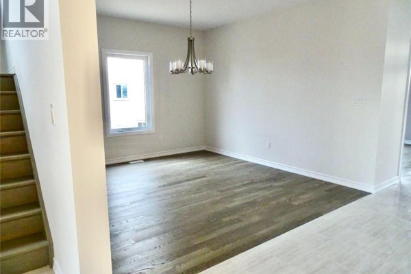 2pc Bathroom - 204 Bethune Avenue, Welland, ON L3B0H6 Photo 3