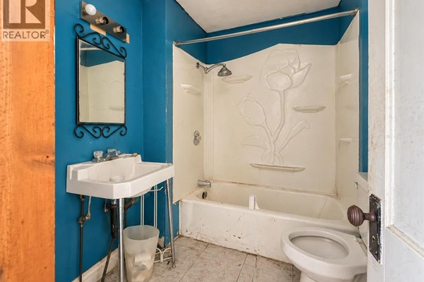 204 Christian Avenue W, Standard, AB T0J0M0 Photo 5