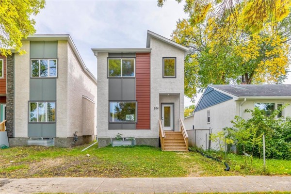 204 Horton Avenue, Winnipeg