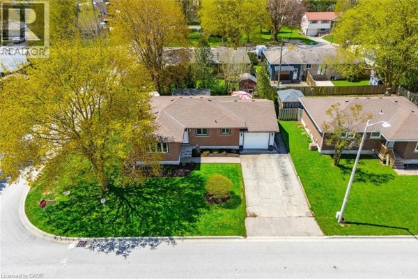 Storage - 204 Irvine Street, Elora, ON N0B1S0 Photo 4