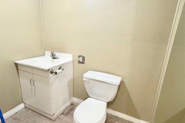 204 Main Street Ne, Milk River, AB T0K1M0 Photo 4