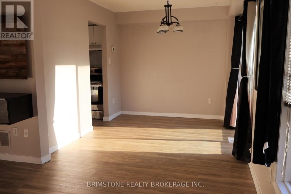 Bedroom - 204 Pickett Crescent, Barrie, ON L4N8B1 Photo 4