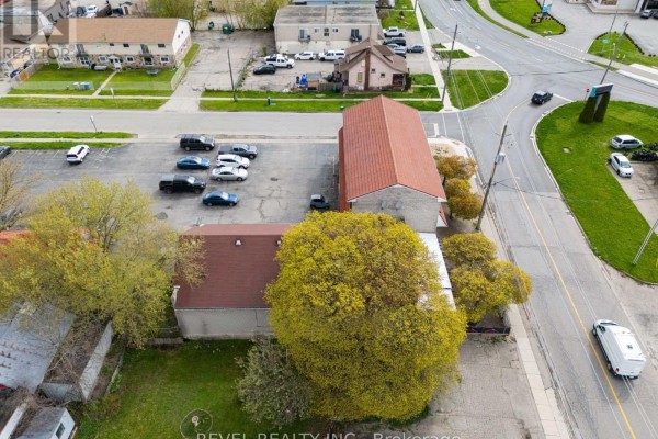 204 Samuelson Street E, Cambridge, ON N1R1K5 Photo 5