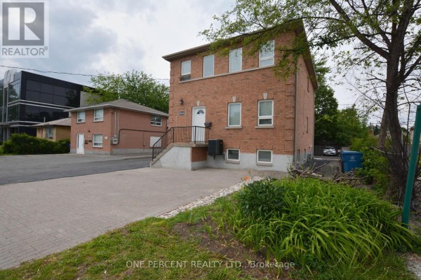 204 Sheppard Avenue W, Toronto, ON M2N1N1 Photo 2