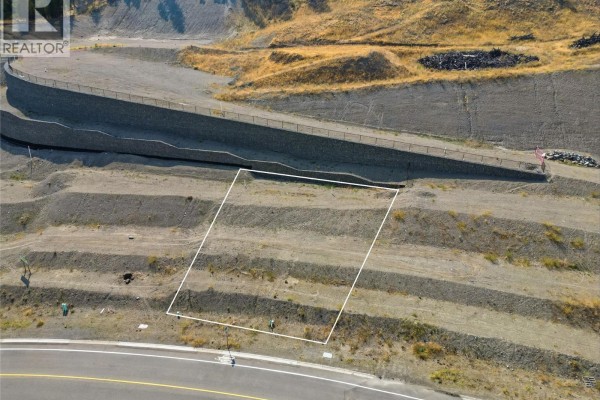 2041 Hugh Allan Drive, Kamloops, BC, photo 2