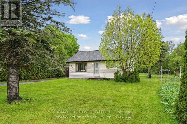2041 Nash Road, Clarington, ON, photo 2