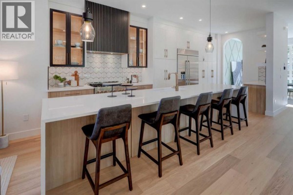 Kitchen - 2044 56 Avenue Sw, Calgary, AB T3E1M8 Photo 4