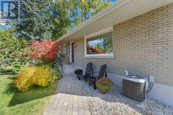 Recreational, Games room - 2045 Saville Row, Ottawa, ON K2A1A4 Photo 2