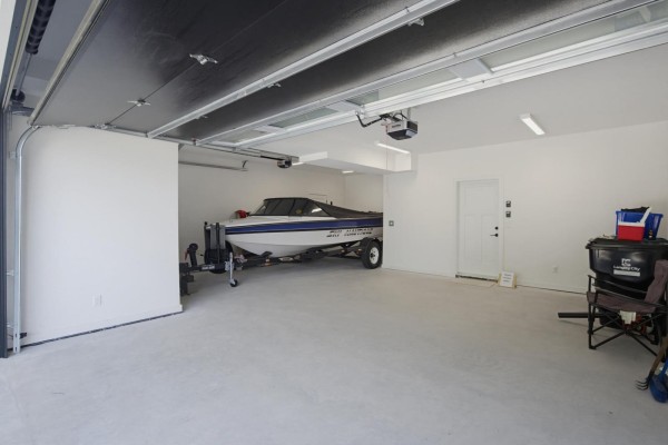 20452 46a Avenue, Langley, BC V3A3J8 Photo 5