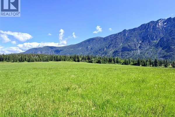 2046 Canyon-lister Road, Lister, BC V0B1G4 Photo 5