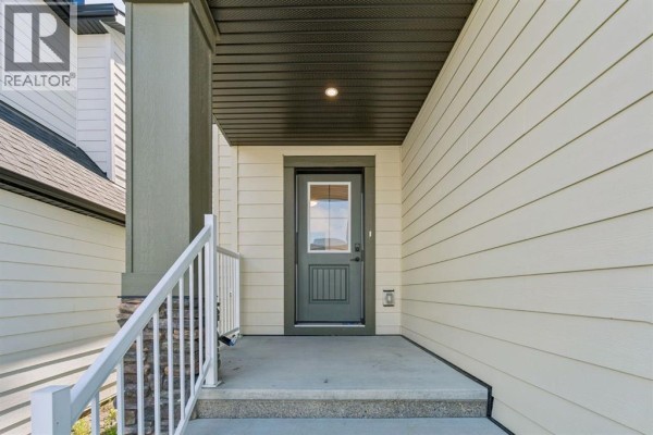 2046 Fowler Road Sw, Airdrie, AB, photo 2