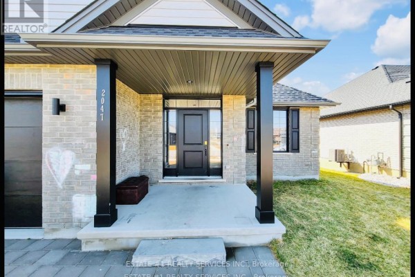 2047 Lockwood Crescent, Strathroy Caradoc, ON N0L1W0 Photo 4