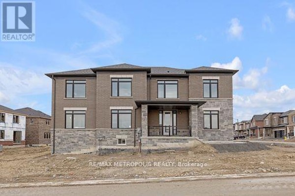 2048 Chris Mason Street, Oshawa, ON L1L0S5 Photo 3
