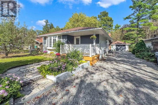 2049 Northern Avenue, Innisfil