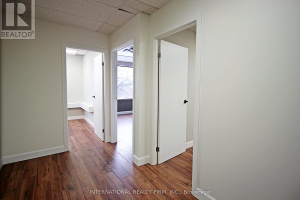 204a - 1635 Lawrence Avenue W, Toronto, ON M6L3C9 Photo 3