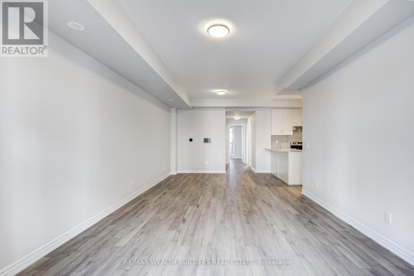 204b-06 - 349 Wheat Boom Drive W, Oakville, ON L6H7X5 Photo 4