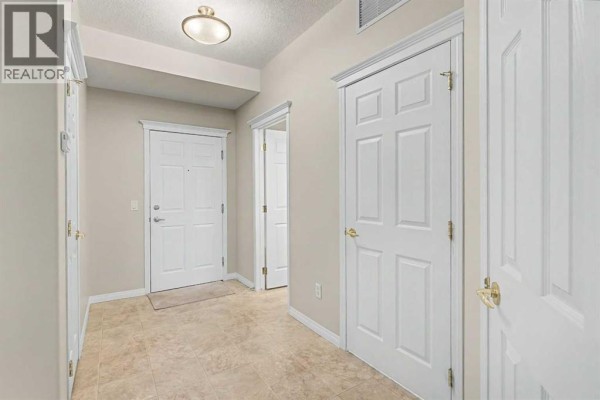 Breakfast - 205, 15 Everstone Drive Sw, Calgary, AB T2Y5B5 Photo 4