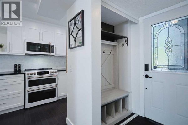 Dining room - 205, 310 Falconridge Crescent Ne, Calgary, AB T3J1H4 Photo 4
