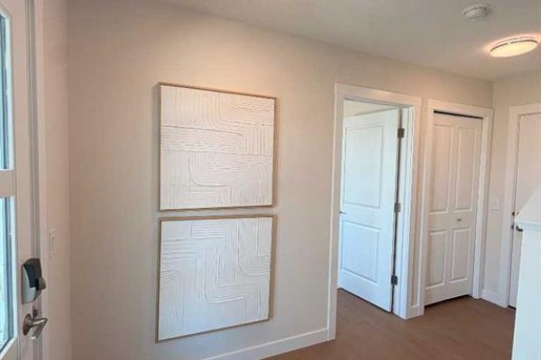 Living room - 205, 4115 206 Avenue Se, Calgary, AB T3M4K3 Photo 2