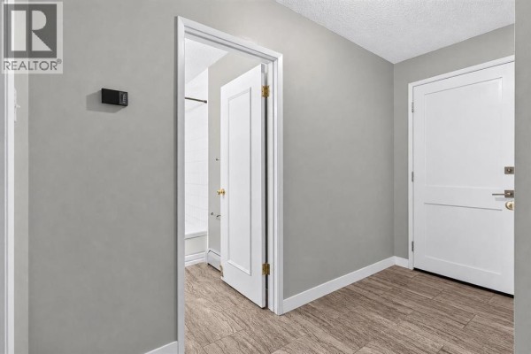 205, 808 Royal Avenue Sw, Calgary, AB T2T0L3 Photo 5