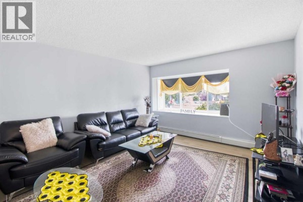 Primary Bedroom - 205, 8231 Elbow, Calgary, AB T2V1K6 Photo 4