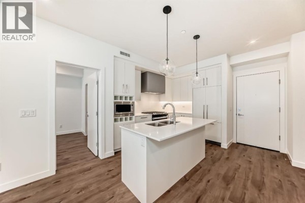 Den - 205, 8370 Broadcast Avenue Sw, Calgary, AB T3H6L3 Photo 4