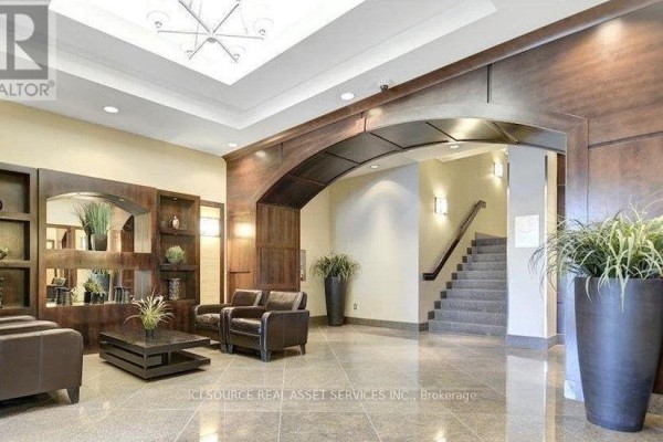 205 - 200 Besserer Street, Ottawa, ON K1N0A7 Photo 2