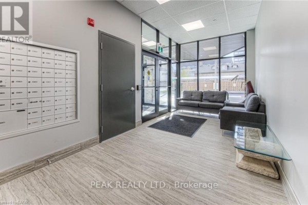 205 - 30 George Street N, Cambridge, ON N1S2M8 Photo 5