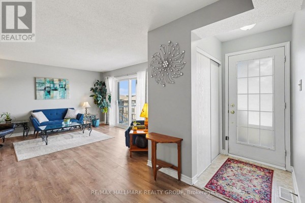 205 - 3275 St Joseph Boulevard, Ottawa, ON K1E3Y3 Photo 4
