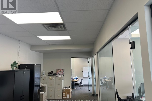 205 - 420 Main Street E, Milton, ON L9T1P9 Photo 4
