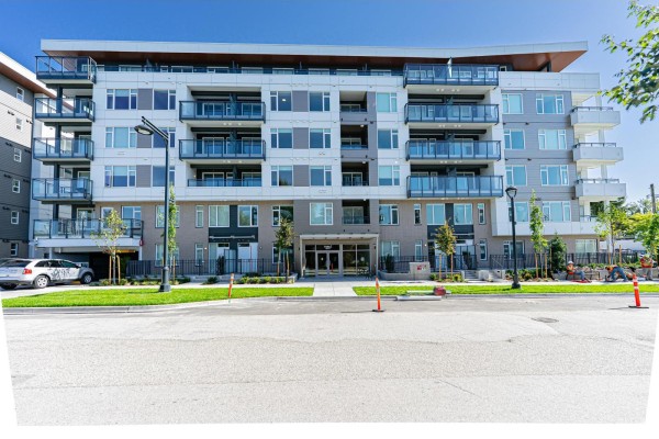205 10466 138a Street, Surrey, BC, photo 2