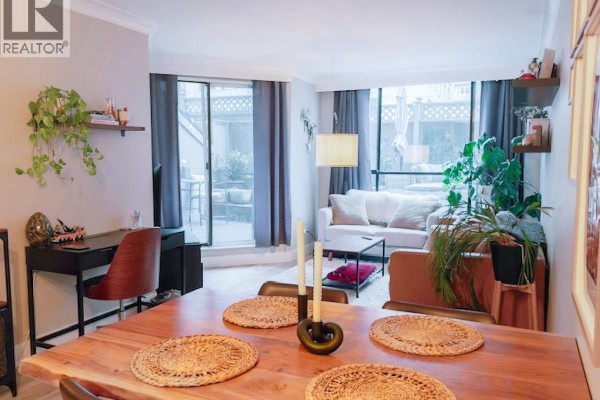 205 1270 Robson Street, Vancouver, BC V6E3Z6 Photo 4