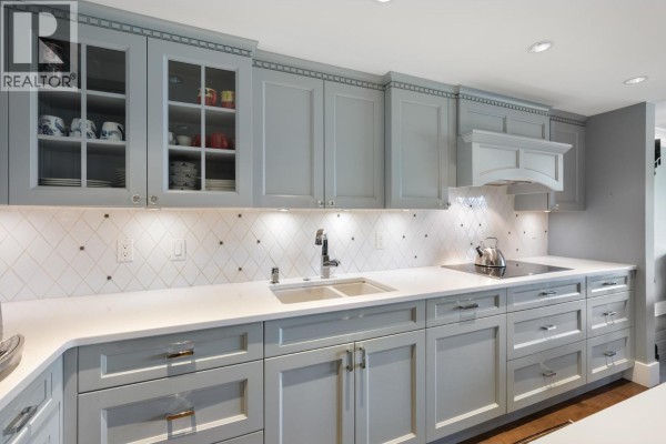 205 1470 Pennyfarthing Drive, Vancouver, BC, photo 2