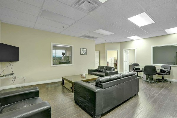 205 15299 68 Avenue, Surrey, BC V3S2C1 Photo 5