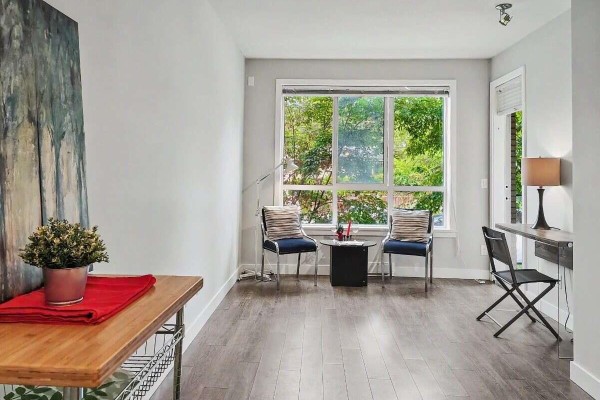 205 15388 105 Avenue, Surrey, BC V3R0C4 Photo 5