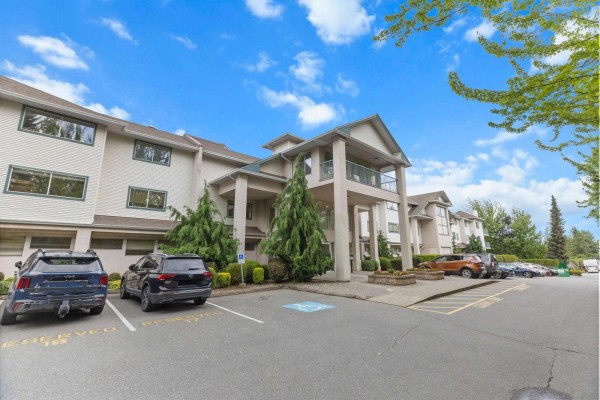205 1755 Salton Road, Abbotsford, BC V2S7C5 Photo 2