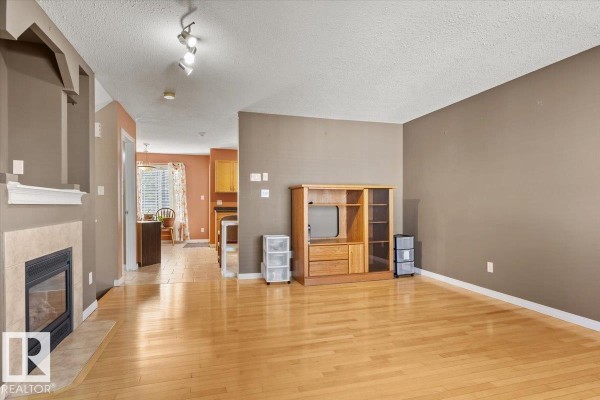 Primary Bedroom - #205 178 Bridgeport Bv, Leduc, AB T9E8S8 Photo 5