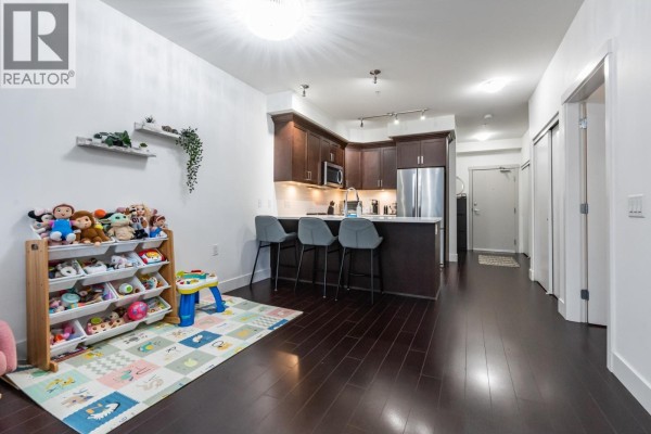 205 2436 Kelly Avenue, Port Coquitlam, BC V3C1Y4 Photo 4