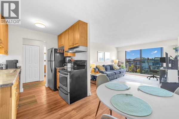 205 252 W 2nd Street, North Vancouver, BC V7M1C8 Photo 4