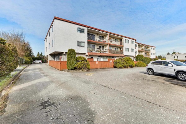 205 3043 270 Street, Langley, BC V4W3M2 Photo 2