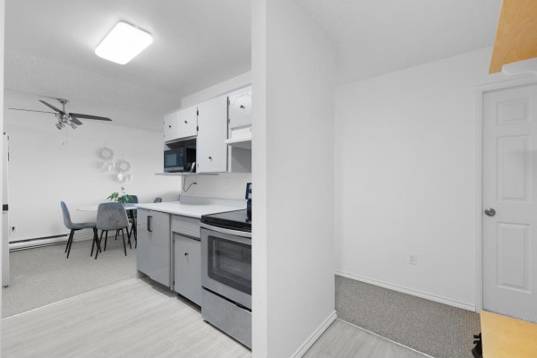 205 3043 270 Street, Langley, BC V4W3M2 Photo 4