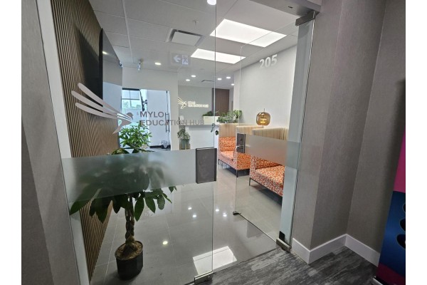205 3211 152nd Street, Surrey, BC, photo 3