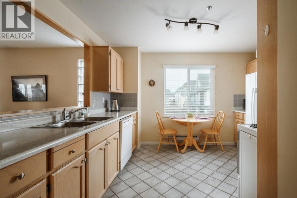 205 4988 47a Avenue, Delta, BC V4K1T5 Photo 2